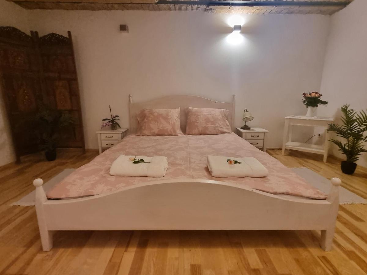 Dolce Linda * Budapešť