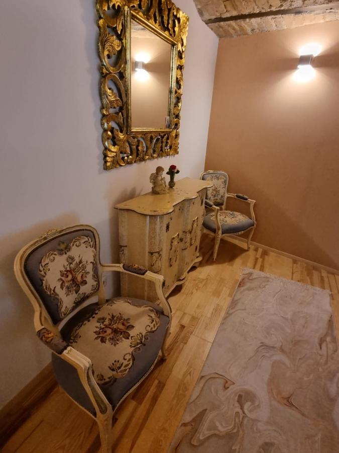 Dolce Linda * Budapešť